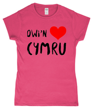 Load image into Gallery viewer, Dwi&#39;n Caru Cymru - Crys-T &quot;fitted&quot;